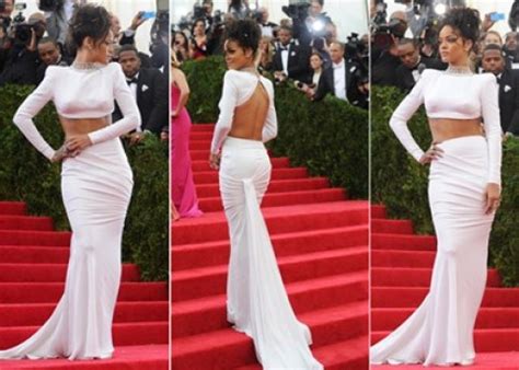 rihanna tits|Rihanna Body Measurements Bra Size Height Weight Shoe Stats